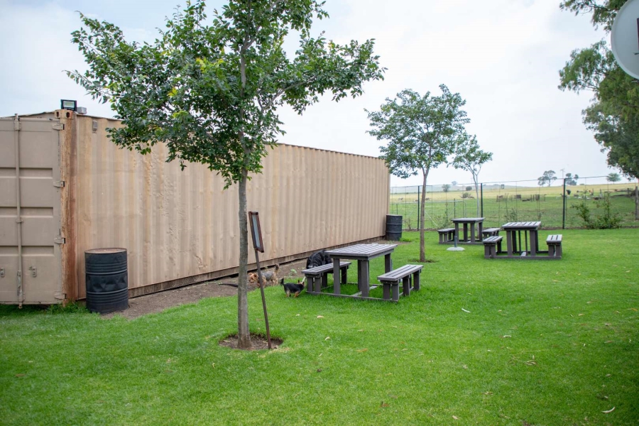 18 Bedroom Property for Sale in Heilbron Free State